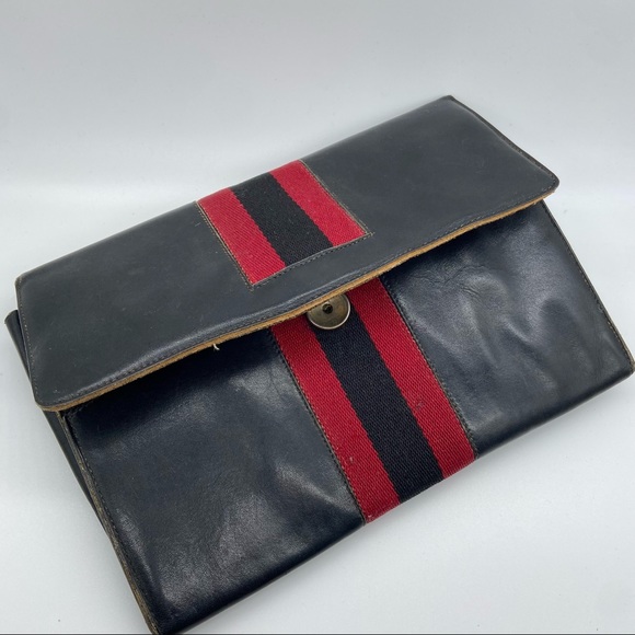 Rare Vintage Gucci Envelope Clutch - Picture 13 of 16